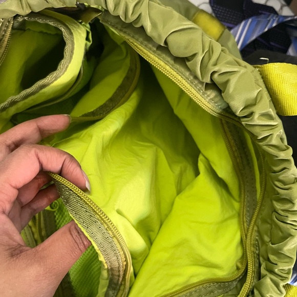 Chic Green Tote with Yellow Straps #Y2k - Picture 13 of 15